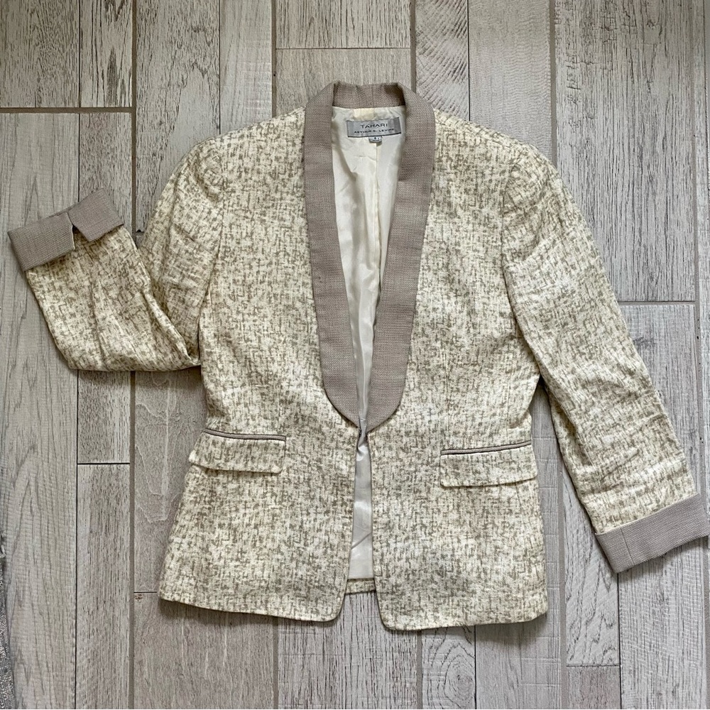 Tahari Linen Blazer